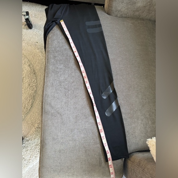 Black workout athleisure leggings lightweight size small NWT New - Picture 8 of 9